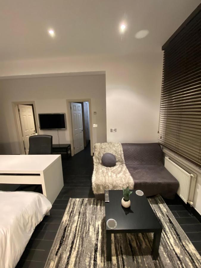 Beautiful Modern Studio In High Street Kensington Lejlighed London Eksteriør billede