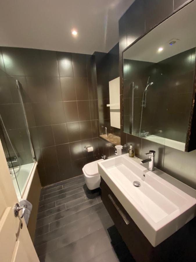Beautiful Modern Studio In High Street Kensington Lejlighed London Eksteriør billede