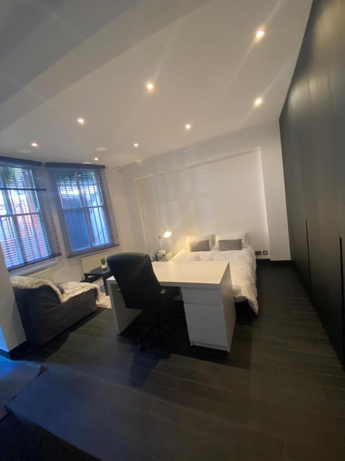 Beautiful Modern Studio In High Street Kensington Lejlighed London Eksteriør billede