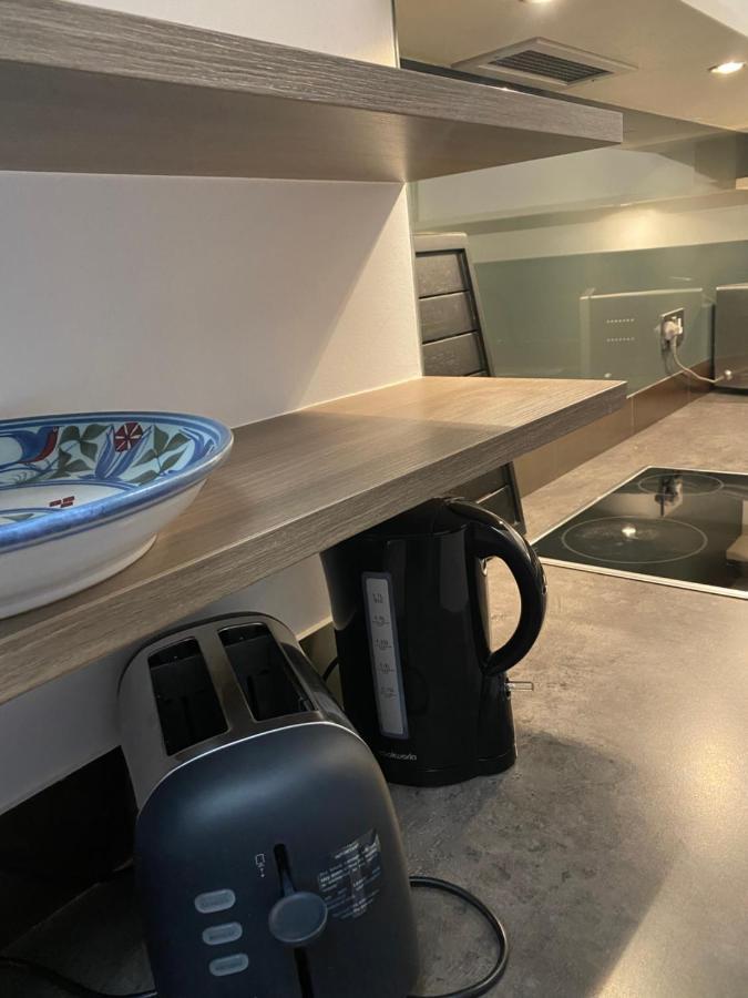 Beautiful Modern Studio In High Street Kensington Lejlighed London Eksteriør billede